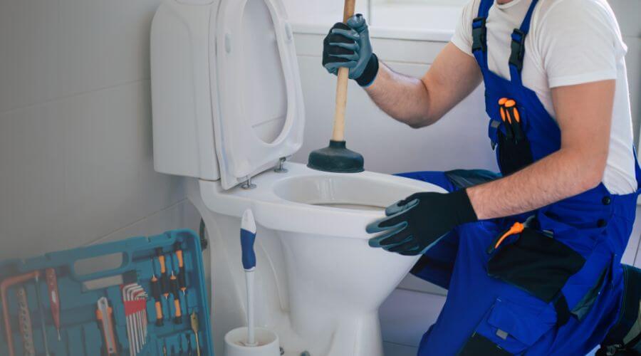 Professional septic pumping service in Driscoll, TX